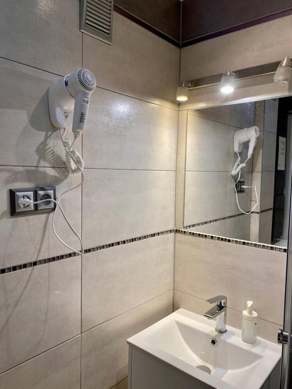 Halby Rooms Rondo Onz Varšava Exteriér fotografie